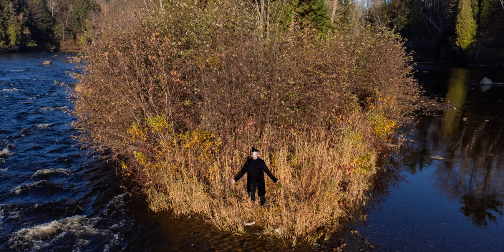 Photo de David sur une île